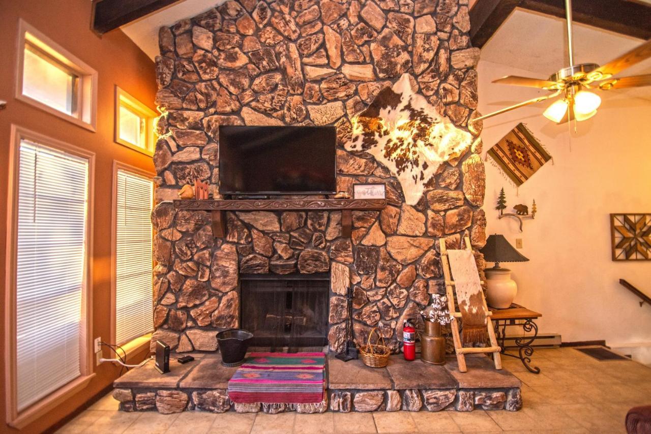 Huge Ruidoso Retreat With Game Room, Pool, 2 Balconies, 2 Kitchens - Sleeps 17! Exterior foto
